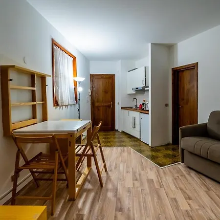 Cervinia In Out - Peak Breuil-Cervinia